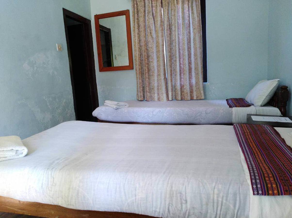 Yeti Guest House Pokhara Exteriör bild